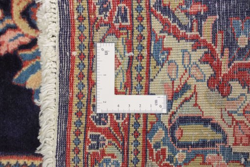 Full view of 1990s Sarough rug from Iran / Persia, 124 × 64 cm in Blue tones