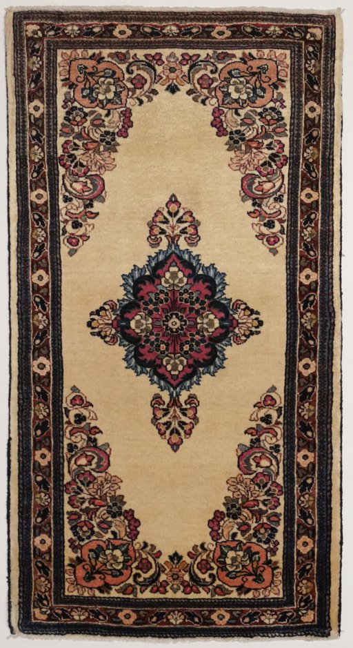 Full view of New Sarough rug from Iran / Persia, 121 × 62 cm in Beige tones