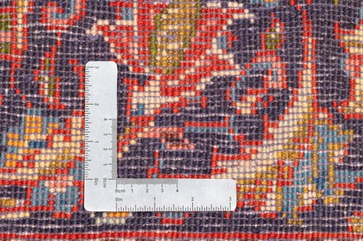 Central medallion detail of New Sarough rug from Iran / Persia