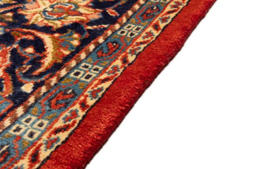 Close-up detail of New Sarough rug from Iran / Persia showing Wool weave