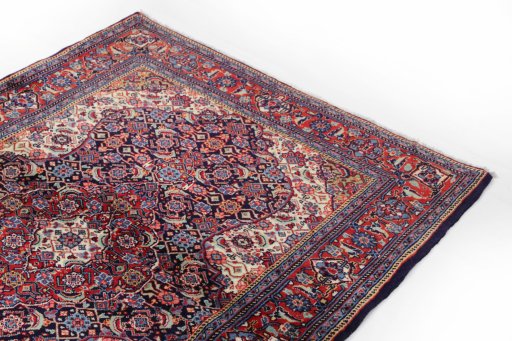 Surface texture of 1990s Sarough rug with natural Wool and intricate pattern