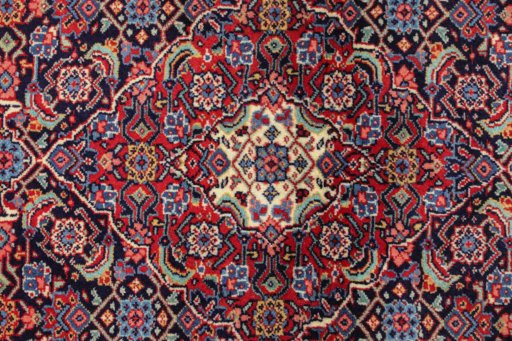 Close-up detail of 1990s Sarough rug from Iran / Persia showing Wool weave