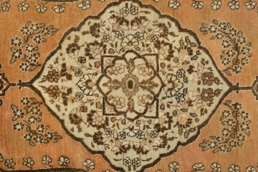Close-up detail of 1900s Tabriz rug from Iran / Persia showing Wool weave