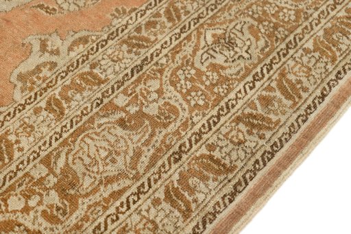 Close-up detail of 1900s Tabriz rug from Iran / Persia showing Wool weave
