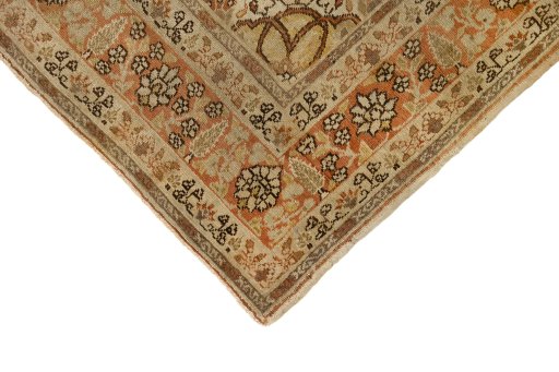 Backside of handmade 1900s Tabriz rug showing knot structure and weave density