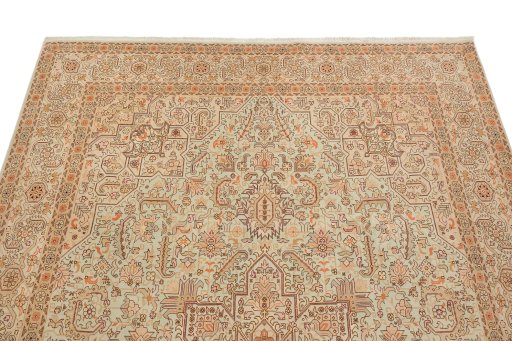Surface texture of New Tabriz rug with natural Wool and intricate pattern