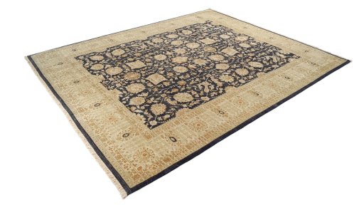 Corner detail of New Tabriz rug showing border pattern and Wool pile