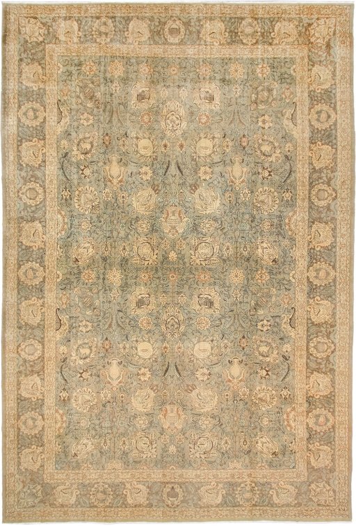 Full view of 1950s Tabriz rug from Iran / Persia, 600 × 403 cm in Gray tones