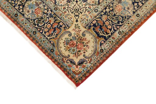 Central medallion detail of 1930s Tabriz rug from Iran / Persia