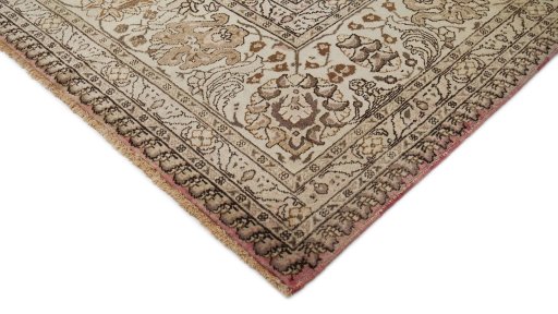 Surface texture of 1920s Tabriz rug with natural Wool and intricate pattern