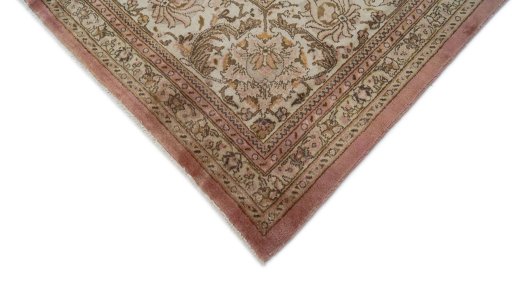 Backside of handmade 1960s Tabriz rug showing knot structure and weave density