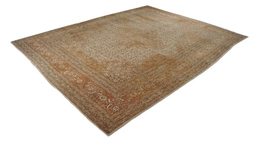 Close-up detail of 1900s Tabriz rug from Iran / Persia showing Wool weave