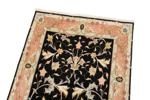 Surface texture of New Tabriz rug with natural Wool and intricate pattern