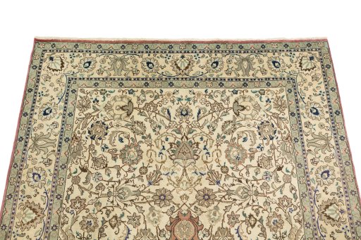 Surface texture of New Tabriz rug with natural Wool and intricate pattern