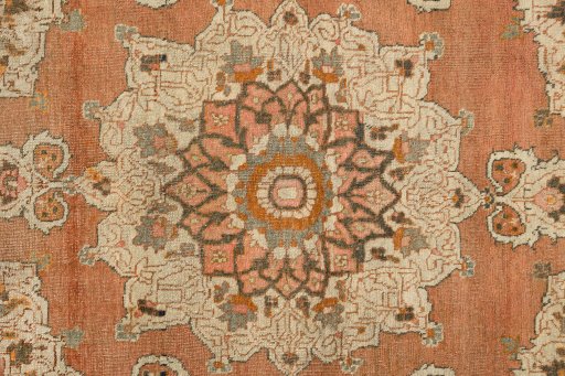 Central medallion detail of 1900s Tabriz rug from Iran / Persia