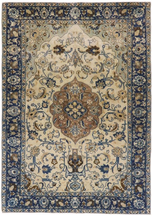 Full view of 1940s Tabriz rug from Iran / Persia, 211 × 147 cm in Beige tones
