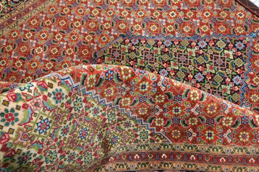 Close-up detail of New Tabriz rug from Iran / Persia showing Cork weave