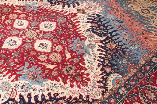 Surface texture of 1930s Tabriz rug with natural Wool and intricate pattern