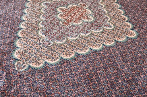 Full view of 2000s Tabriz rug from Iran / Persia, 550 × 326 cm in Blue tones