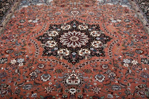 Central medallion detail of New Tabriz rug from Iran / Persia