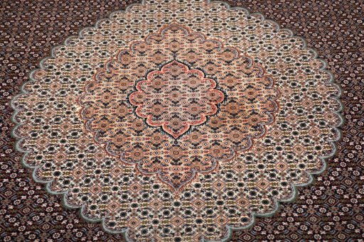 Central medallion detail of New Tabriz rug from Iran / Persia