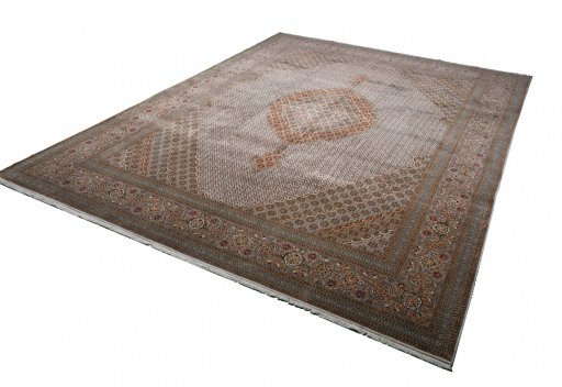 Close-up detail of New Tabriz rug from Iran / Persia showing Cork weave