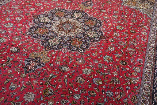 Close-up detail of 2000s Tabriz rug from Iran / Persia showing Cork weave