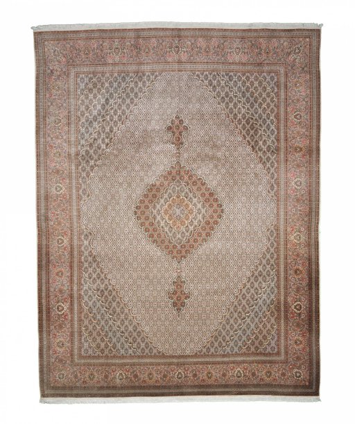 Full view of New Tabriz rug from Iran / Persia, 410 × 300 cm in Beige tones