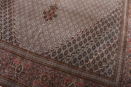 Close-up detail of New Tabriz rug from Iran / Persia showing Cork weave