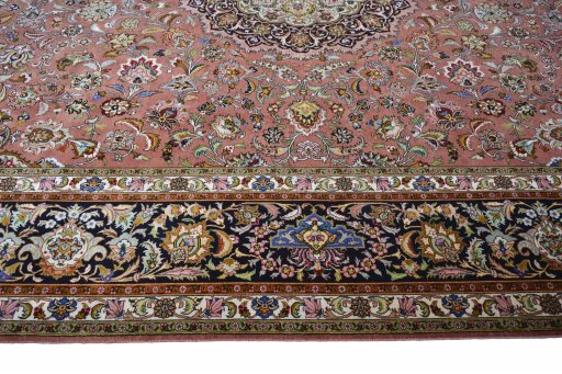 Close-up detail of New Tabriz rug from Iran / Persia showing Cork weave