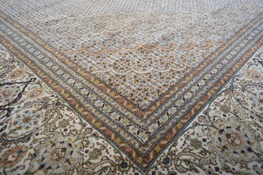 Close-up detail of 2000s Tabriz rug from Iran / Persia showing Cork weave