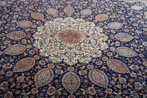 Central medallion detail of 1970s Tabriz rug from Iran / Persia