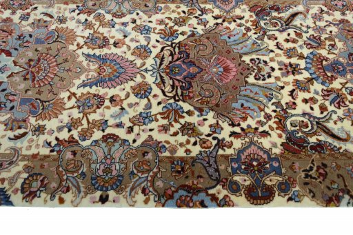 Close-up detail of New Tabriz rug from Iran / Persia showing Wool weave