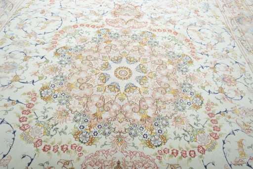 Central medallion detail of New Tabriz rug from Iran / Persia