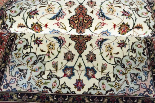 Close-up detail of New Tabriz rug from Iran / Persia showing Cork weave