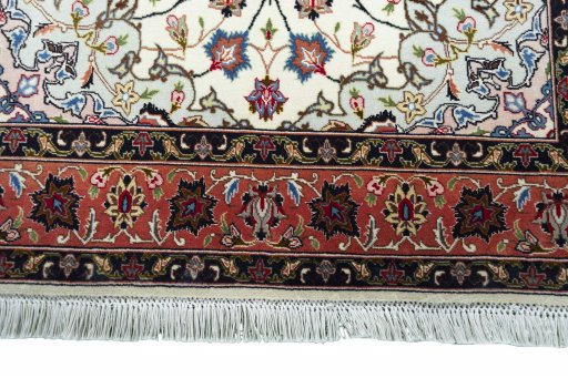 Full view of New Tabriz rug from Iran / Persia, 155 × 96 cm in Beige tones