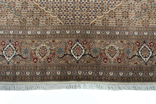 Full view of New Tabriz rug from Iran / Persia, 298 × 200 cm in Beige tones