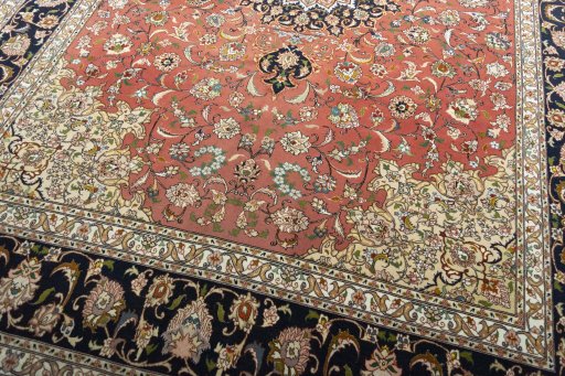 Close-up detail of New Tabriz rug from Iran / Persia showing Cork weave