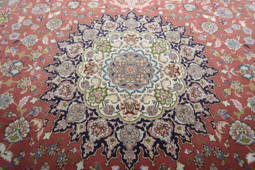 Central medallion detail of New Tabriz rug from Iran / Persia