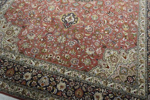 Close-up detail of New Tabriz rug from Iran / Persia showing Cork weave