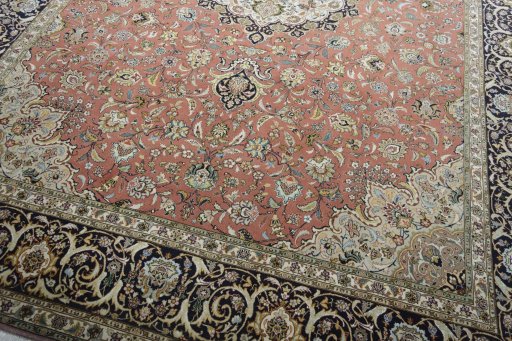 Close-up detail of New Tabriz rug from Iran / Persia showing Cork weave