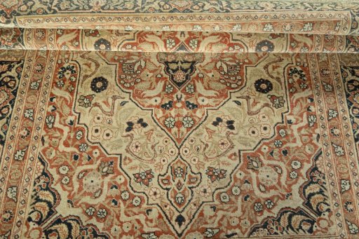 Close-up detail of 1930s Tabriz rug from Iran / Persia showing Wool weave