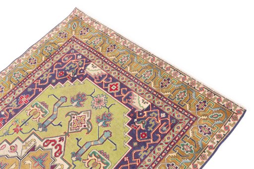 Surface texture of 1980s Tabriz rug with natural Wool and intricate pattern