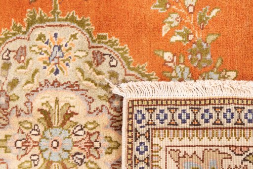 Close-up detail of 2006s Tabriz rug from Iran / Persia showing Wool weave