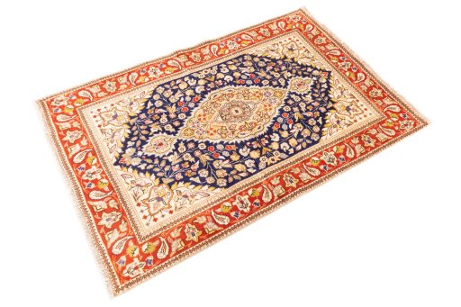 Close-up detail of 2006s Tabriz rug from Iran / Persia showing Wool weave
