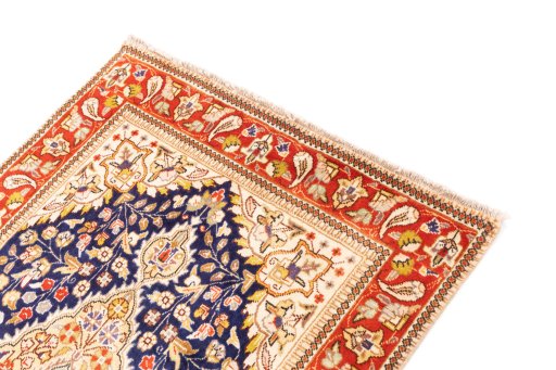 Surface texture of 2006s Tabriz rug with natural Wool and intricate pattern