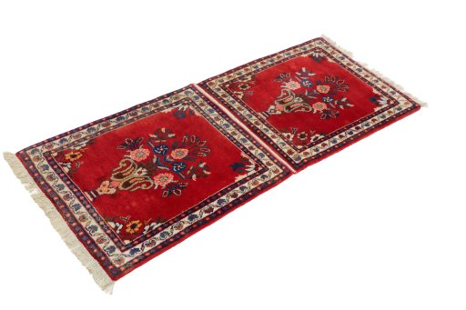 Corner detail of 1990s Tabriz rug showing border pattern and Wool pile