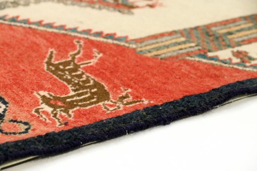 Central medallion detail of 1990s Tabriz rug from Iran / Persia