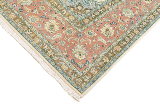 Central medallion detail of 2019s Tabriz rug from Iran / Persia