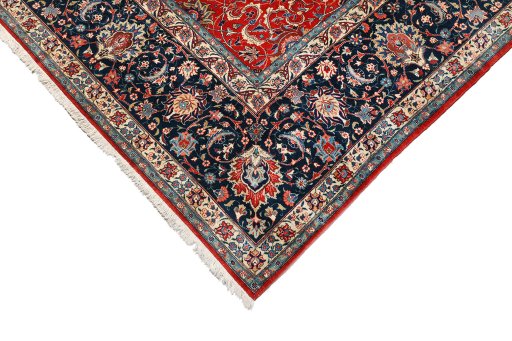 Central medallion detail of 1950s Tehran rug from Iran / Persia